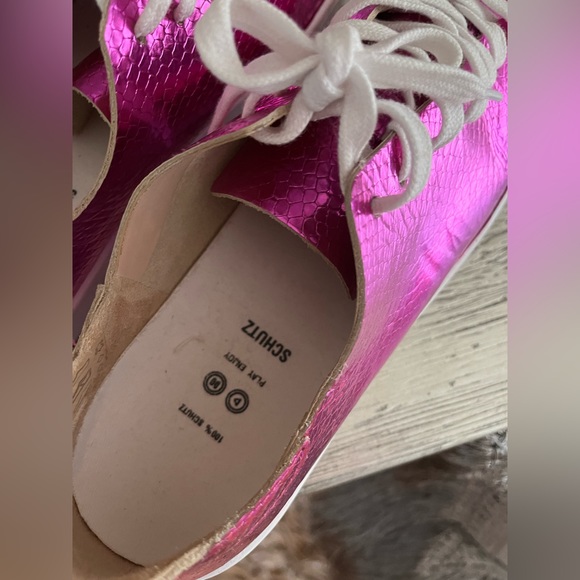 schultz designer metallic tennis shoes brand new worn once too big - Picture 2 of 4